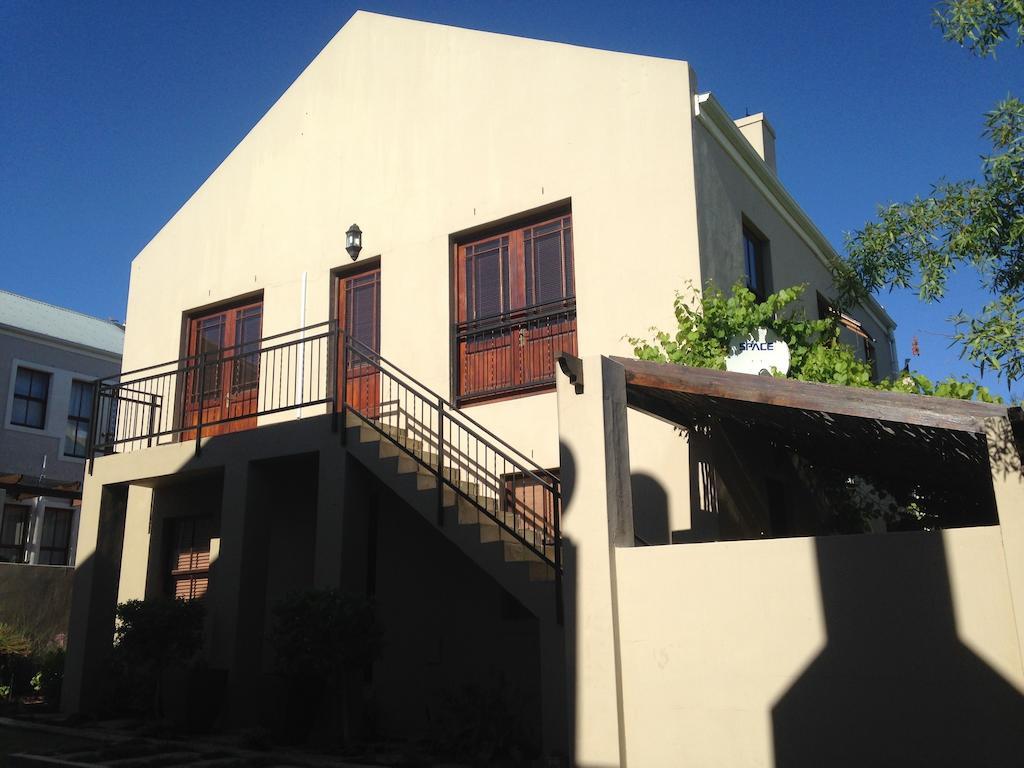 Fynbos Feniks Apartment Stellenbosch Dış mekan fotoğraf